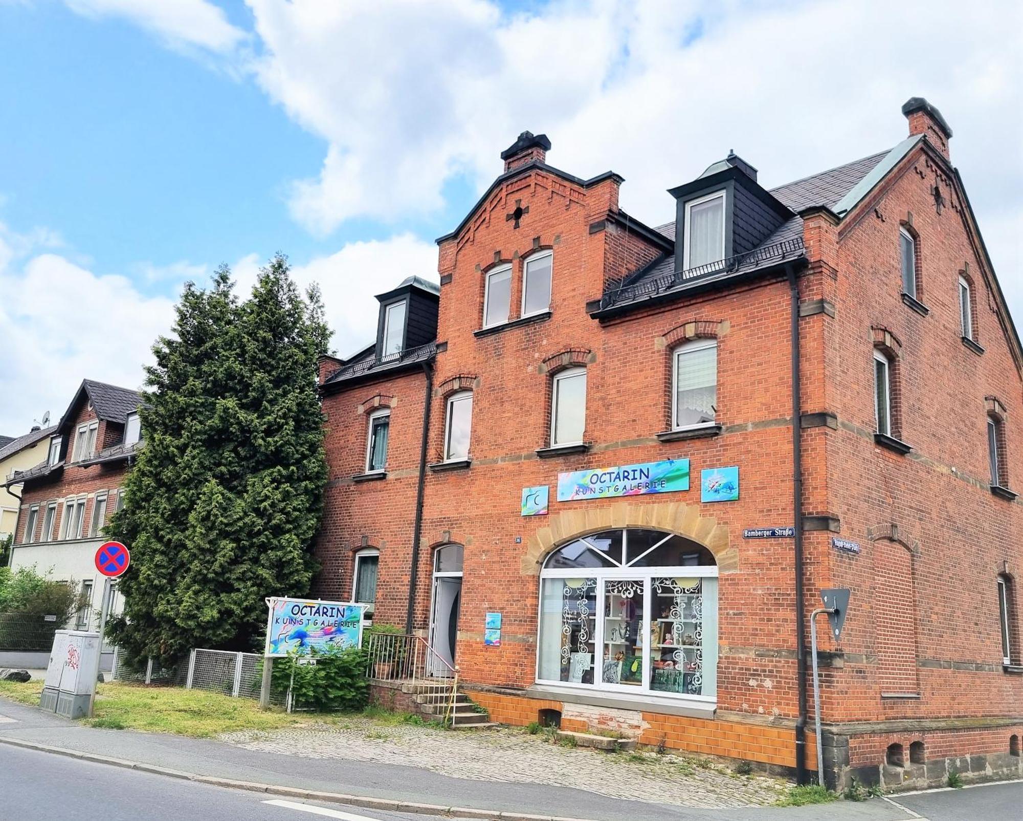 Apartment Bayreuth, Grosse Ferienwohnung Im Haus Mit Kunst, 3 Schlafzimmer, Kueche, Parkplatz Exterior photo